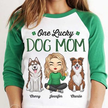 Discover One Lucky Dog Mom, Girl Sitting Personalized St. Patrick's Day Baseball Tee