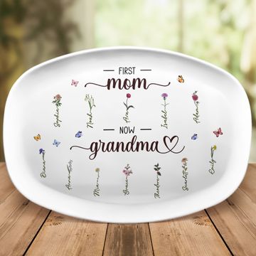 Discover First Mom Now Grandma - Personalized Platter